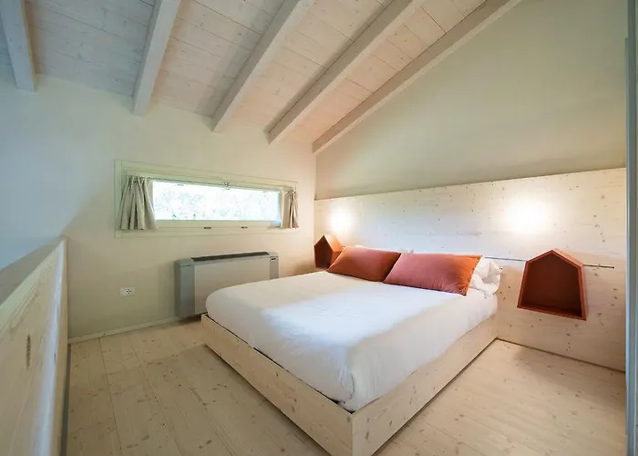 Kır Evi Quader Nidi Nel *